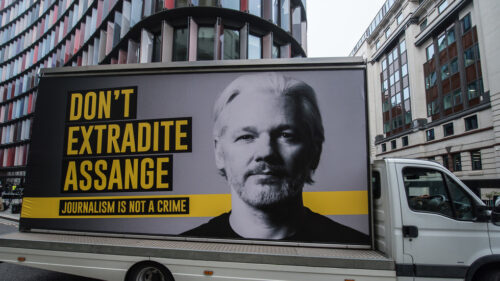 Assange Tests Positive for Covid-19 in Prison
