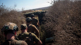 Ukrainian Troops Surrendering En Masse – TASS