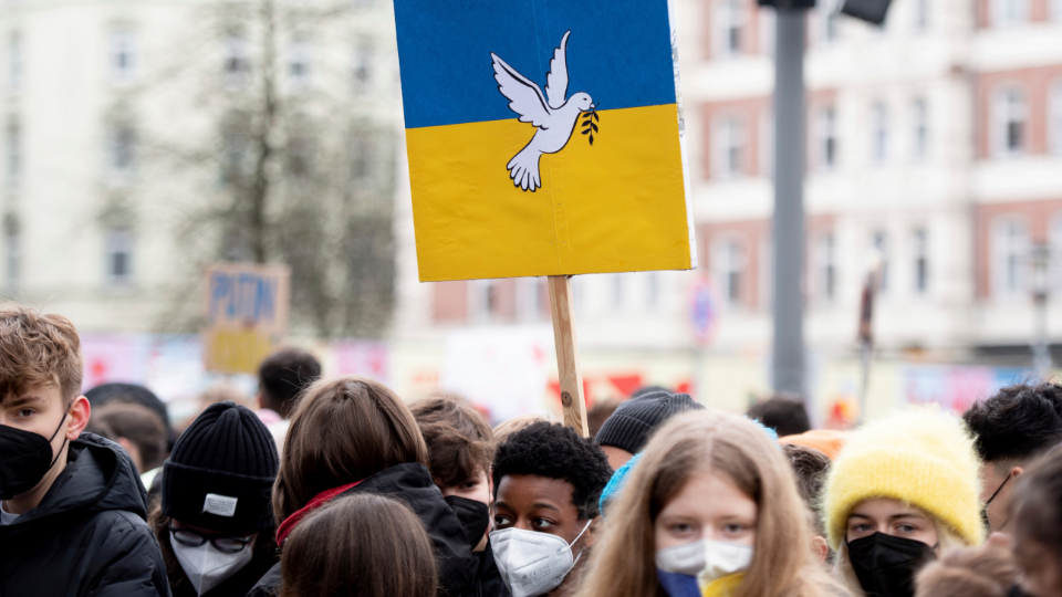 Trump Gives Peace a Chance in Ukraine